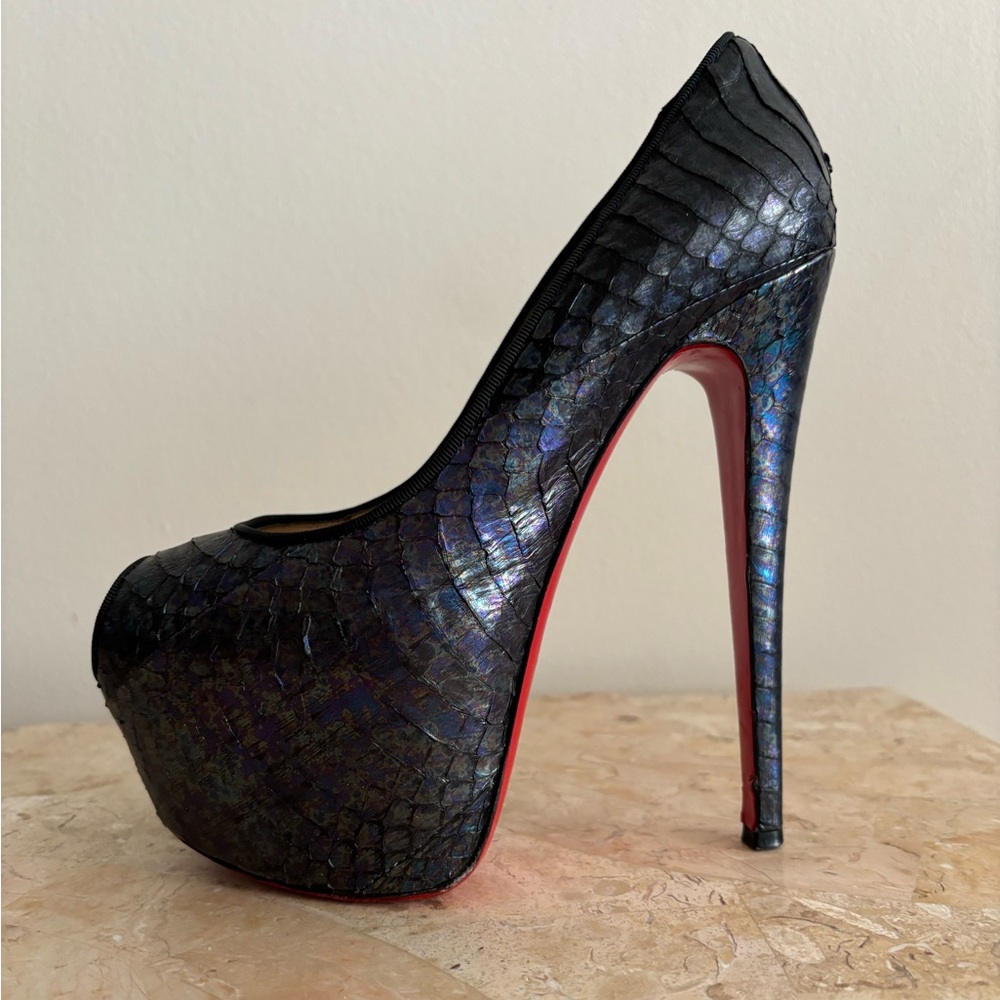 Christian Louboutin highness 160 blue python heels size 38